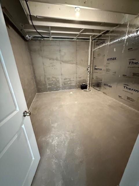 10051 Mulberry Ln, Corcoran, MN 55374 - view of unfinished below grade area