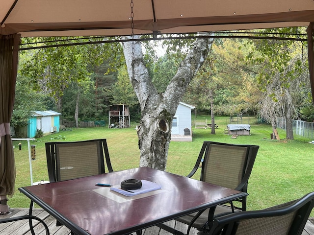 25070 Goodview Ave, Wyoming, MN 55092 - view of sunroom