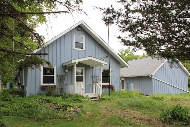 44500 Elmcrest Ave, Fish Lake Twp, MN 55032 - bungalow featuring board and batten siding and roof with shingles