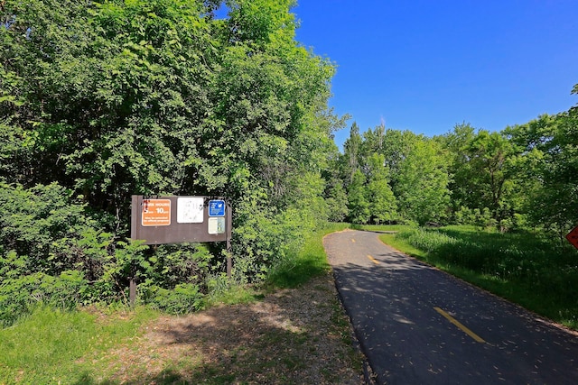 11202 Virginia Rd, Bloomington, MN 55438 - view of street