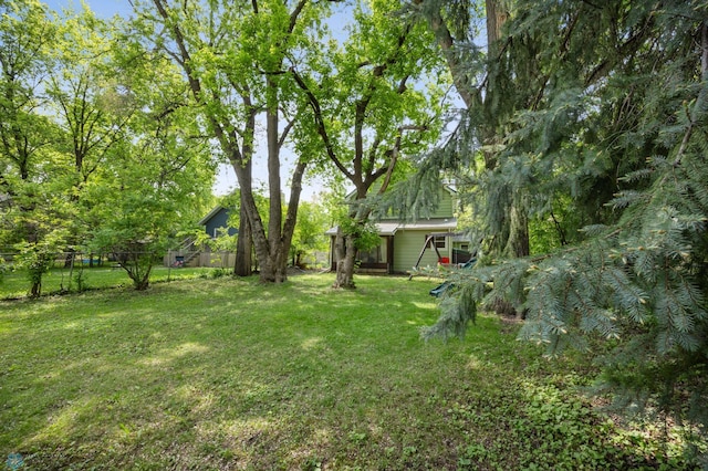 1413 11th Ave S, Fargo, ND 58103 - view of yard