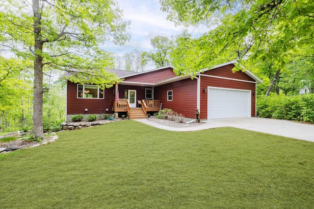 31172 Apache Cir, Breezy Point, MN 56472 - ranch-style house with a garage, driveway, a porch, and a front lawn