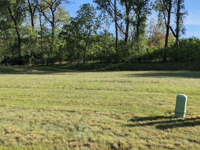 2170 Clubhouse Dr, Lake City, MN 55041