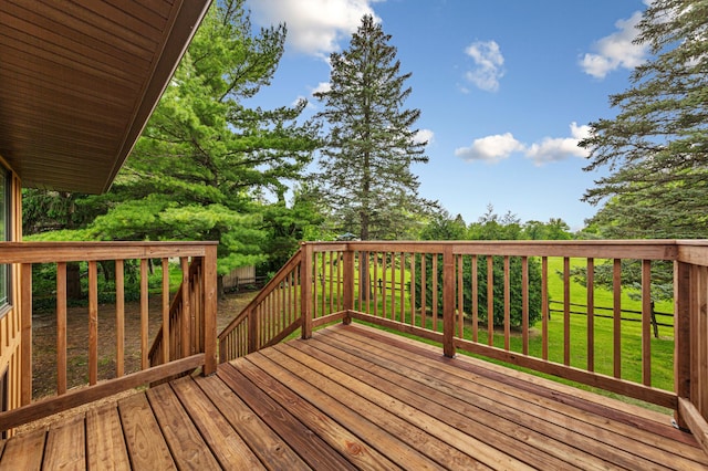 1930 6th Ave NE, Owatonna, MN 55060 - deck with a yard