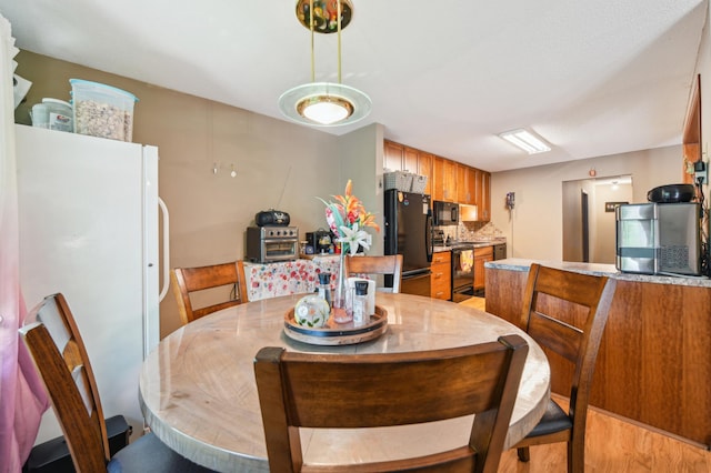 1351 4th St W, Hastings, MN 55033 - view of dining area
