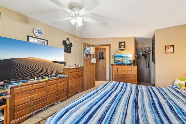 1351 4th St W, Hastings, MN 55033 - carpeted bedroom featuring a ceiling fan