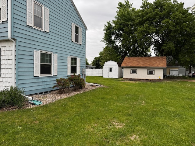 1110 Sherman St, Jackson, MN 56143 - view of grassy yard