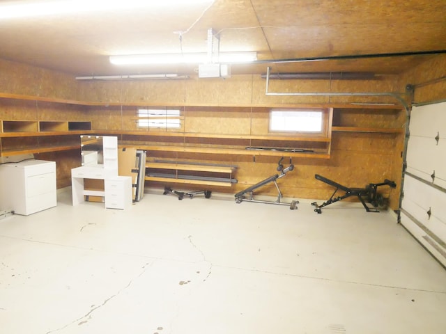 1996 Kingston Ave E, Maplewood, MN 55109 - view of garage