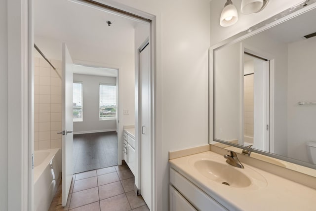 929 Portland Ave Unit 907, Minneapolis, MN 55404 - full bath featuring vanity, tile patterned flooring, and shower / washtub combination