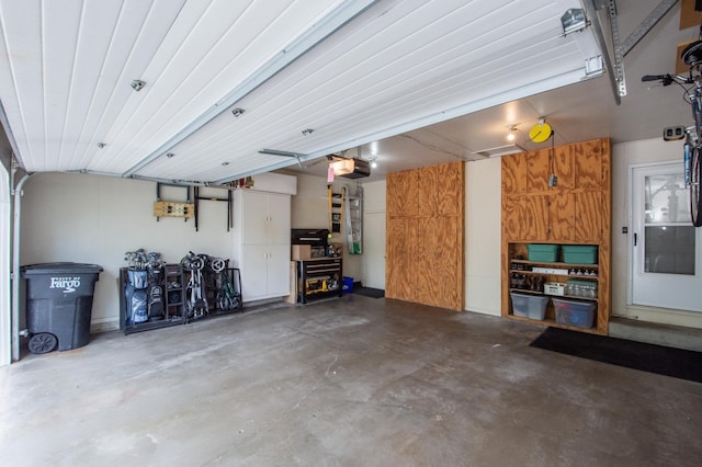 229 30th Ave N, Fargo, ND 58102 - garage featuring a garage door opener