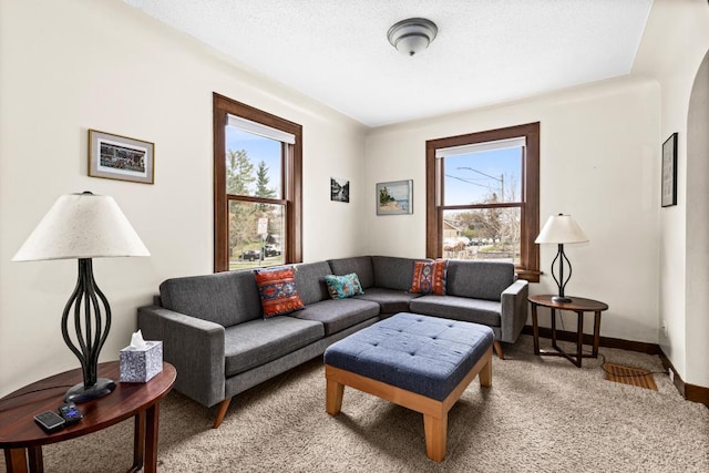 4031 Regent St, Duluth, MN 55804 - carpeted living area with baseboards
