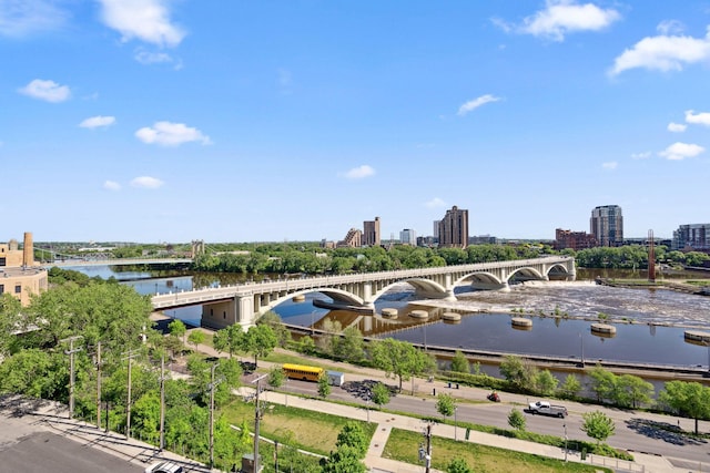 401 1st St Unit 922, Minneapolis, MN 55401 - view of urban area featuring a notable bridge and a large body of water
