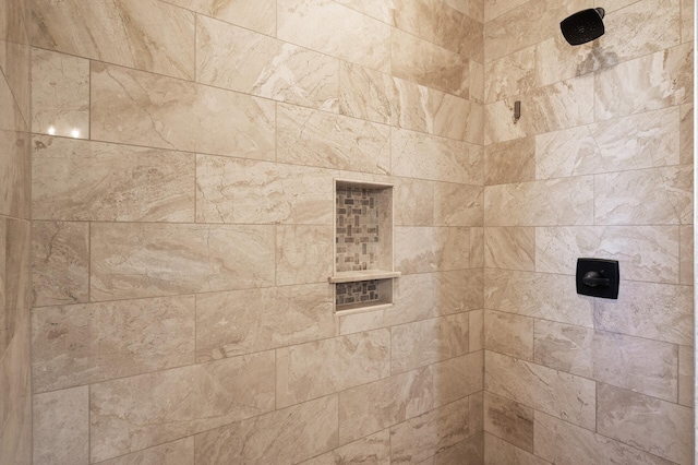 18885 Poppy St NW, Oak Grove, MN 55303 - bathroom featuring a tile shower