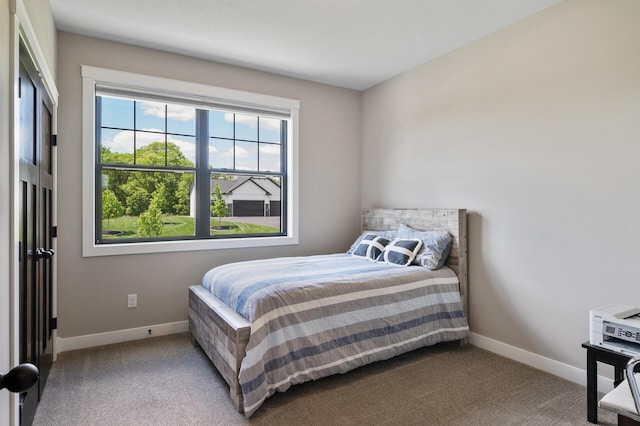 18885 Poppy St NW, Oak Grove, MN 55303 - carpeted bedroom with baseboards