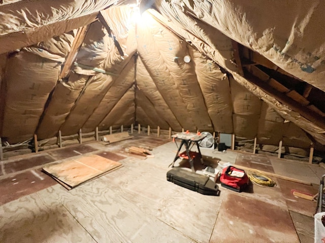 408 Lafayette Ave, Fulda, MN 56131 - view of unfinished attic