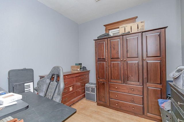 408 Lafayette Ave, Fulda, MN 56131 - office area with light wood finished floors