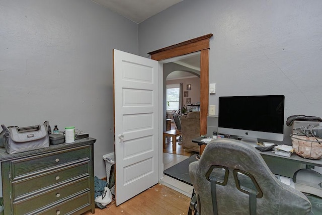 408 Lafayette Ave, Fulda, MN 56131 - office space with arched walkways and light wood-style flooring