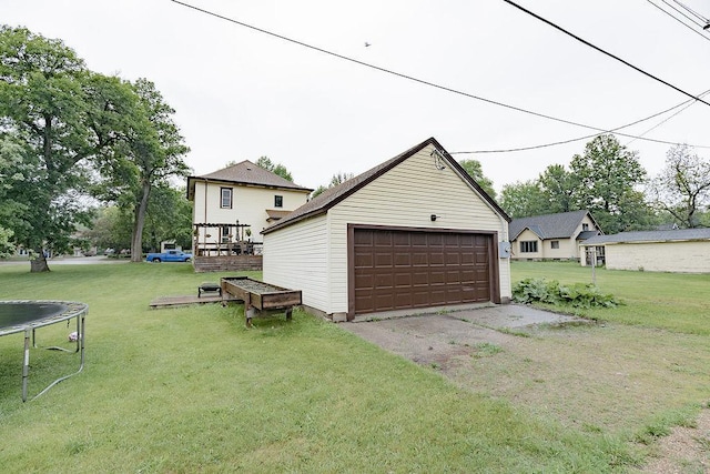 408 Lafayette Ave, Fulda, MN 56131 - detached garage with a trampoline