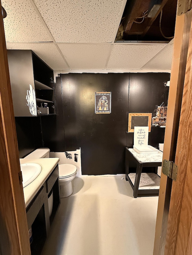 206 Oscar Ave N, Canby, MN 56220 - bathroom featuring a drop ceiling and vanity