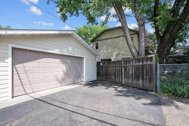 5136 16th Ave S, Minneapolis, MN 55417 - view of detached garage
