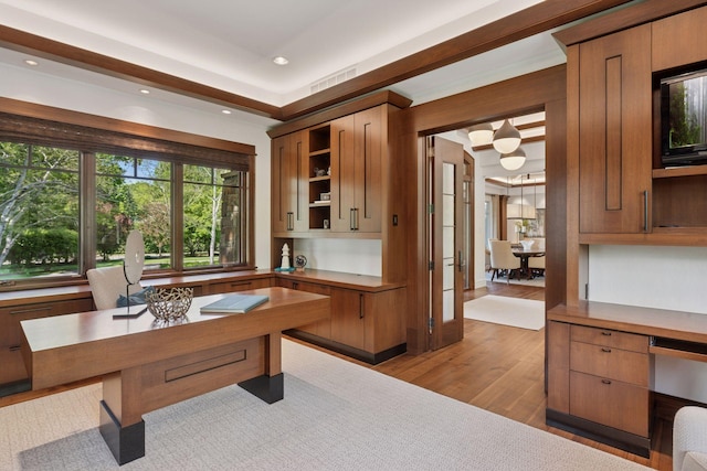 370 Ferndale Rd W, Wayzata, MN 55391 - office featuring light wood finished floors, built in desk, and recessed lighting