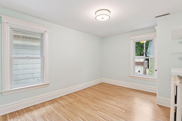 1929 Humboldt Ave S, Minneapolis, MN 55403 - spare room with light wood-style floors and baseboards