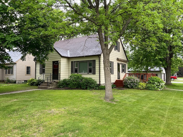 813 11th St N, Benson, MN 56215 - view of front of property with a front yard
