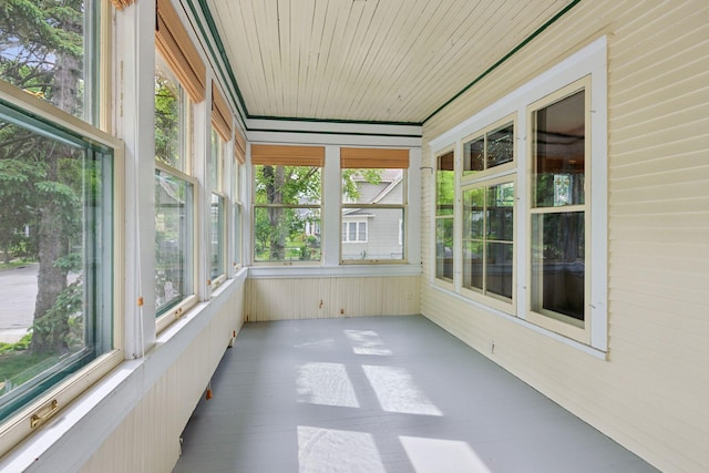 3252 Aldrich Ave S, Minneapolis, MN 55408 - unfurnished sunroom featuring plenty of natural light