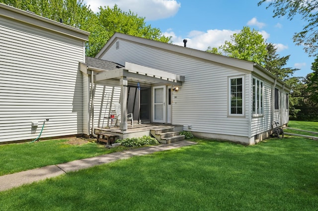 383 Elan Ct, Woodbury, MN 55125 - back of house with a yard and a shingled roof