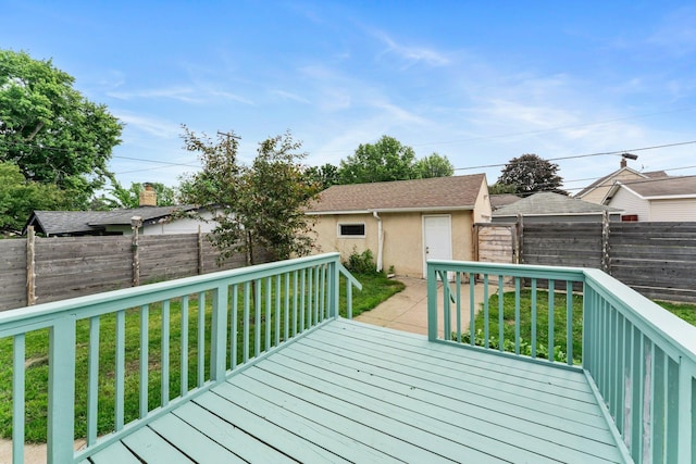 4129 7th St NE, Columbia Heights, MN 55421 - deck featuring a fenced backyard