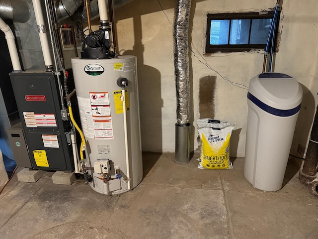 1020 Autumn St, Albert Lea, MN 56007 - utilities featuring gas water heater and heating unit