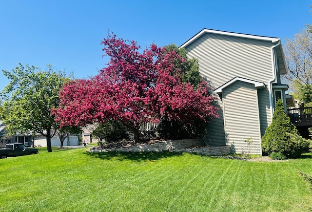 1502 Rocky Ln, Eagan, MN 55122 - view of home's exterior with a yard