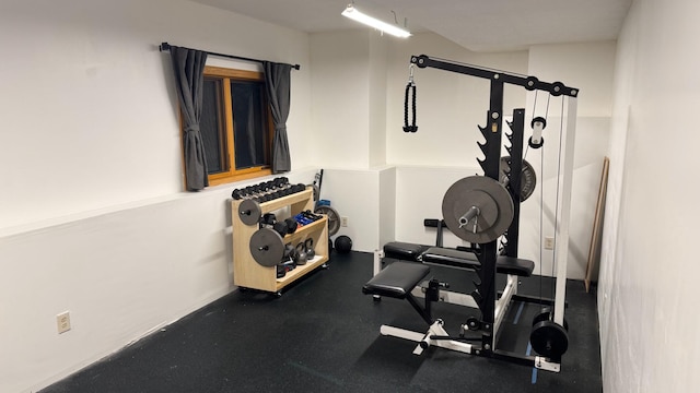 1502 Rocky Ln, Eagan, MN 55122 - view of exercise room
