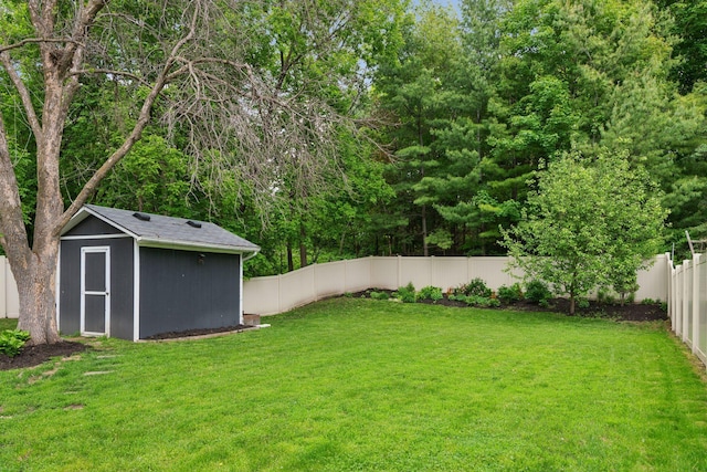 17698 Shore Ln W, Eden Prairie, MN 55346 - view of yard