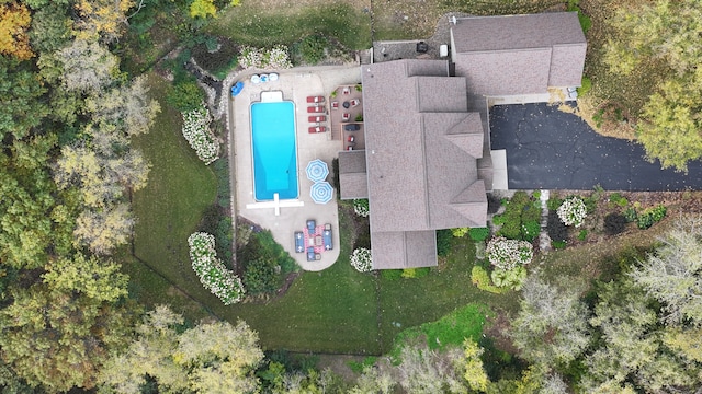 6539 Orchard Ridge Trl, Woodbury, MN 55129 - aerial view of property and surrounding area featuring a pool