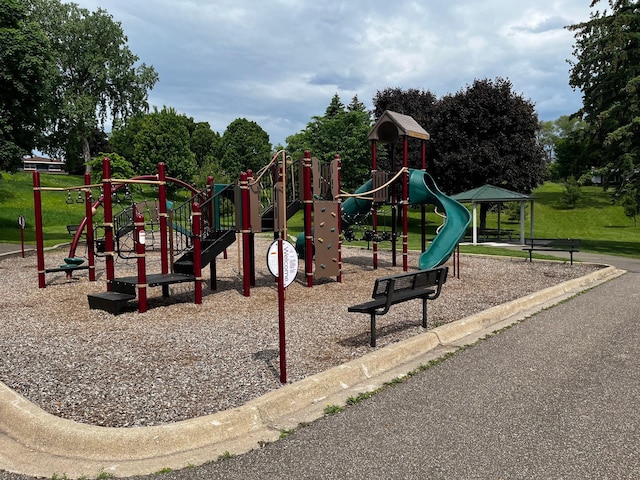 1305 Unity Ave N, Golden Valley, MN 55422 - view of community playground