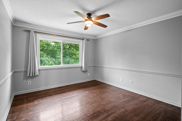 6331 Saint Croix Trl N, Stillwater, MN 55082 - spare room featuring ceiling fan, a textured ceiling, wood finished floors, crown molding, and baseboards