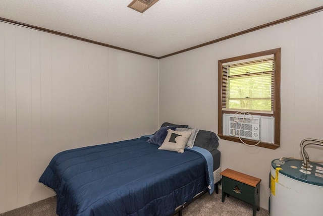 27042 Bluebill Point Rd, Garrison, MN 56450 - bedroom featuring carpet floors, water heater, crown molding, cooling unit, and a textured ceiling