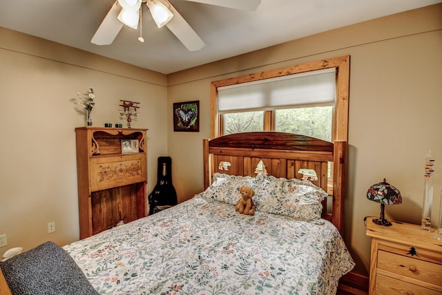 8824 Bittersweet Cir, Breezy Point, MN 56472 - bedroom featuring ceiling fan and wood finished floors
