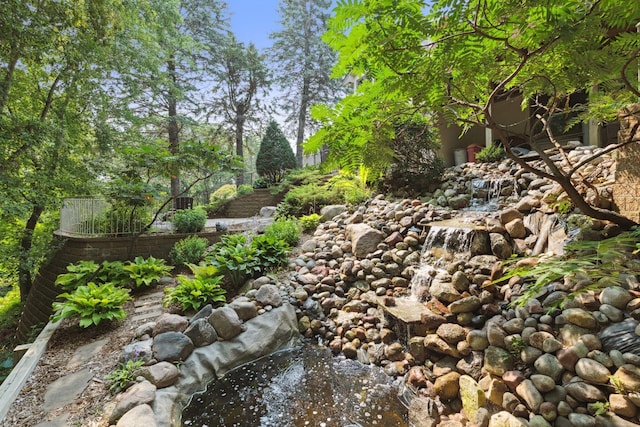 6136 Arctic Way, Edina, MN 55436 - view of yard featuring a small pond