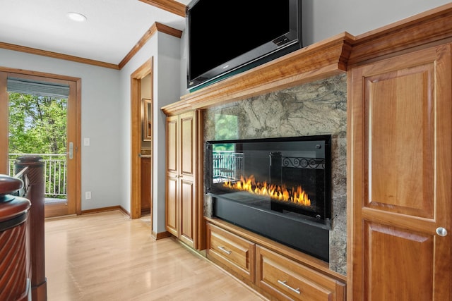6136 Arctic Way, Edina, MN 55436 - detailed view of crown molding, wood finished floors, a fireplace, and recessed lighting