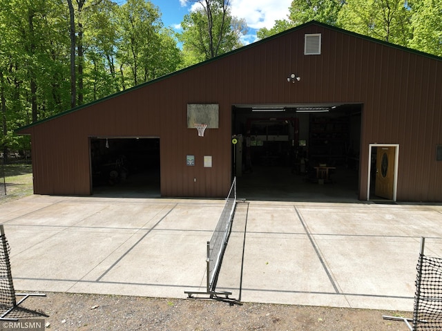 3004 370th Ave, Sandstone, MN 55072 - detached garage with concrete driveway