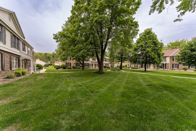 2051 Carriage Dr SW Unit 2051A, Rochester, MN 55902 - view of green lawn