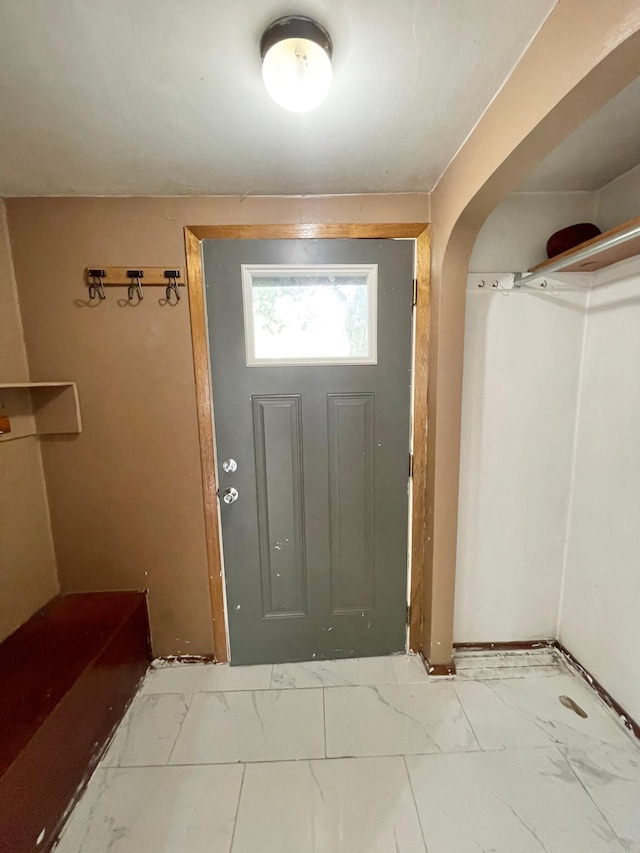 111 Park Ave, Springfield, MN 56087 - entrance foyer with arched walkways and marble finish floors