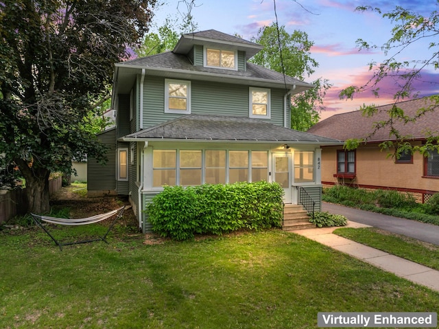 842 2nd St NW, Rochester, MN 55901 - traditional style home featuring a lawn and a shingled roof