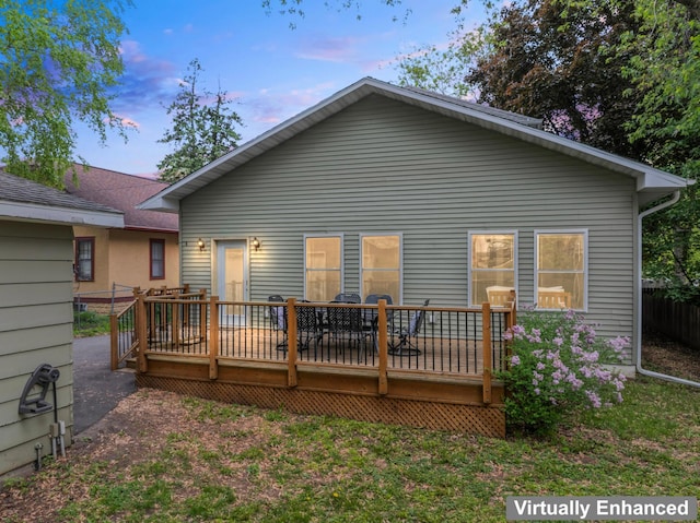 842 2nd St NW, Rochester, MN 55901 - rear view of house with a deck