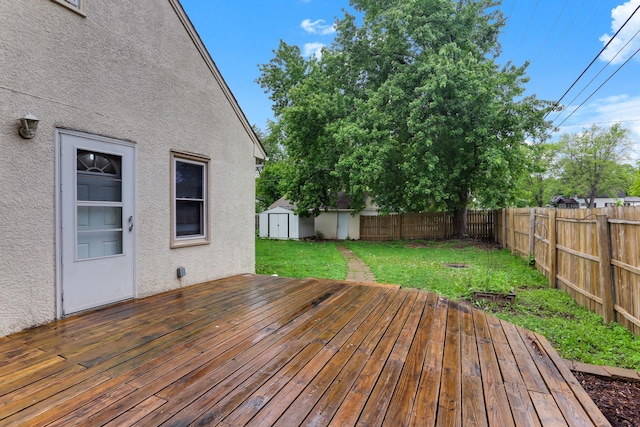 1915 Hazelwood St, Maplewood, MN 55109 - view of deck