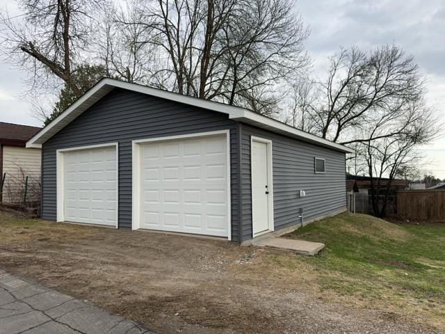 402 Elba Ave, Eveleth, MN 55734 - photo 2