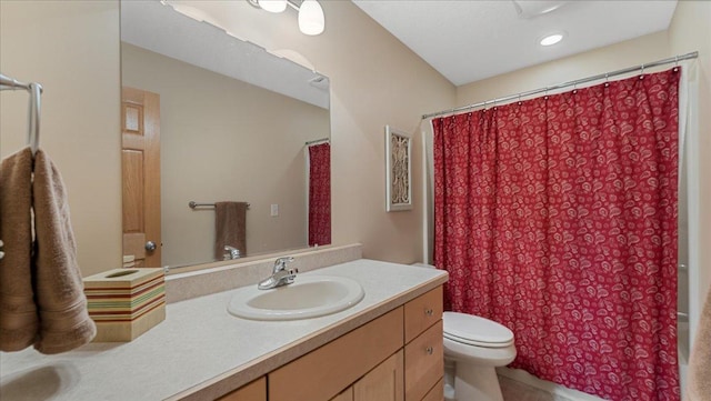 4132 Omaha Ln NW, Alexandria, MN 56308 - full bathroom featuring vanity, a shower with shower curtain, and recessed lighting