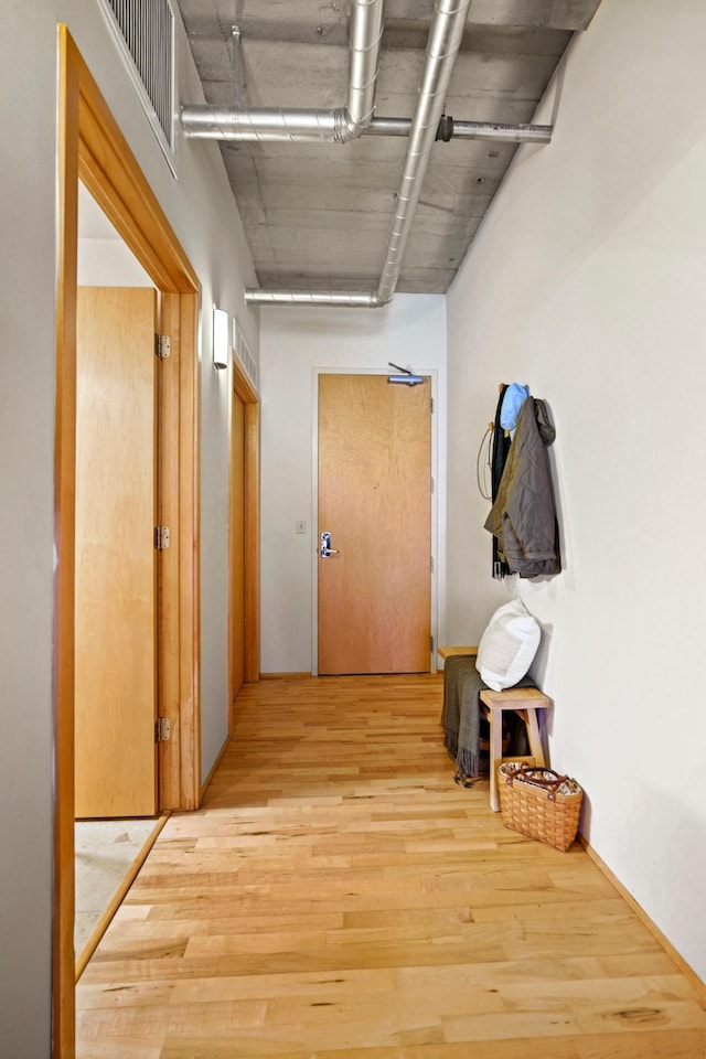 748 3rd St N Unit 504, Minneapolis, MN 55401 - hall featuring light wood-style floors